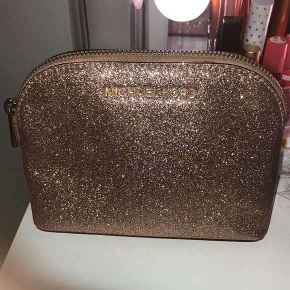 MK makeup/travel pouch - Picture 4 of 4